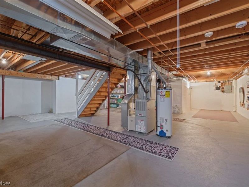 1450 Cove Street NW, Uniontown, OH 44685 Photo 31