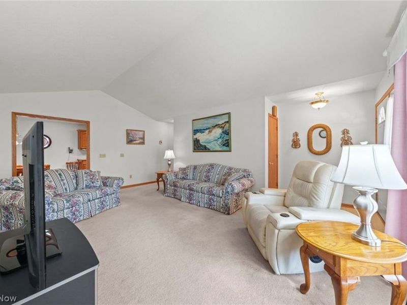 1450 Cove Street NW, Uniontown, OH 44685 Photo 6