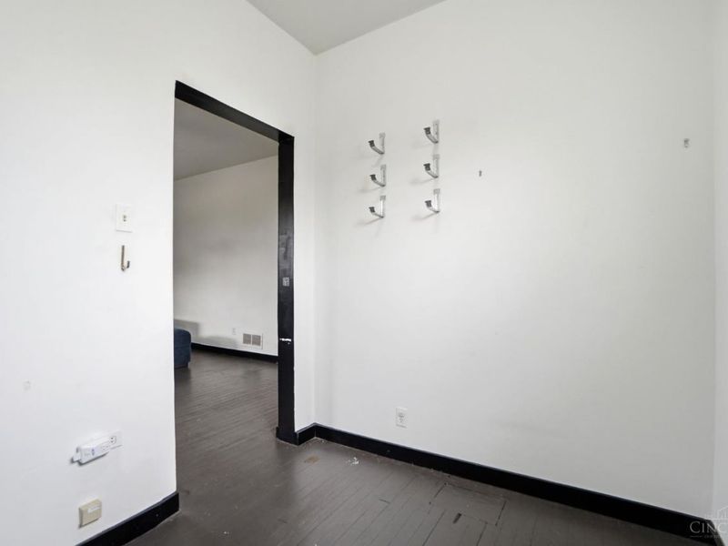 4910 Greenlee Avenue, Saint Bernard, OH 45217 Photo 8