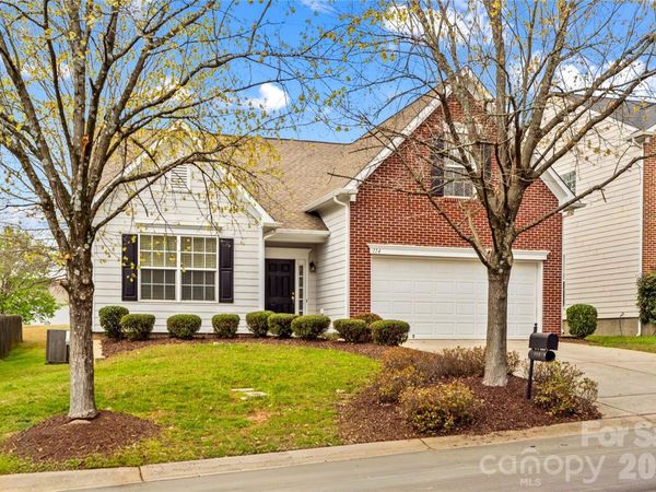 114 Charing Place, Mooresville, NC 28117