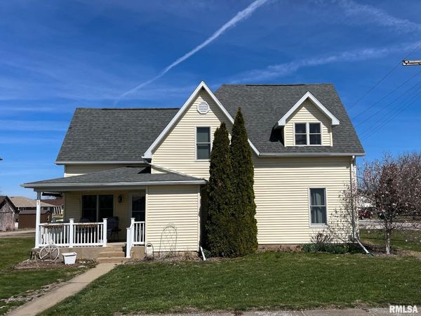 122 E FISK Street, Goodfield, IL 61742