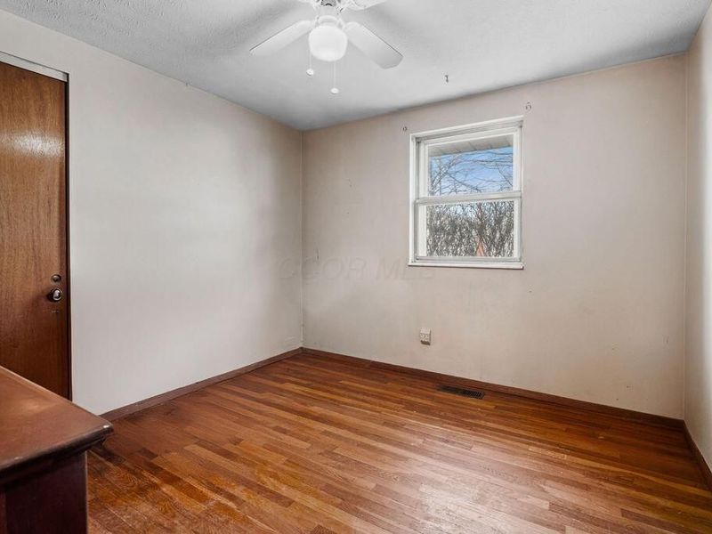 1020 Torrey Hill Drive, Columbus, OH 43228 Photo 16