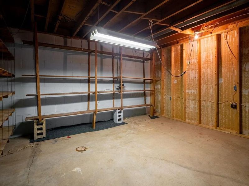 1020 Torrey Hill Drive, Columbus, OH 43228 Photo 22