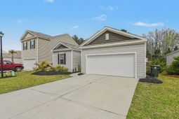 198 Greenwich Drive photo 4