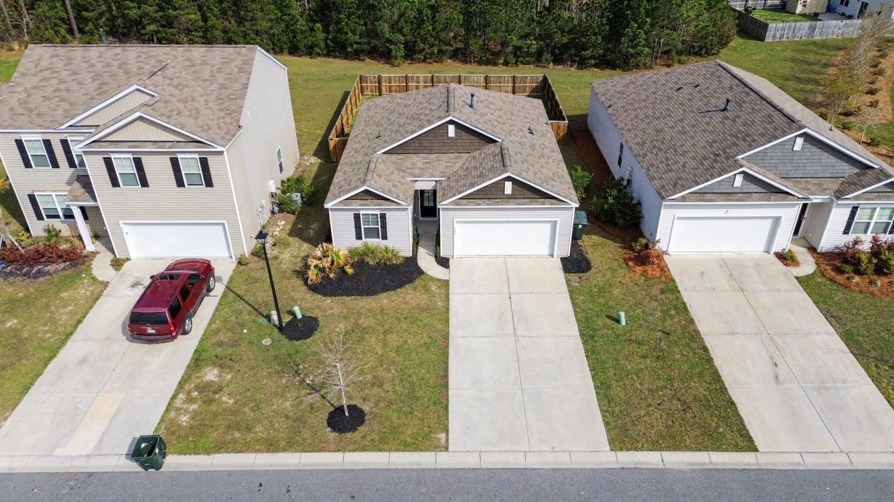 198 Greenwich Drive Photo 40
