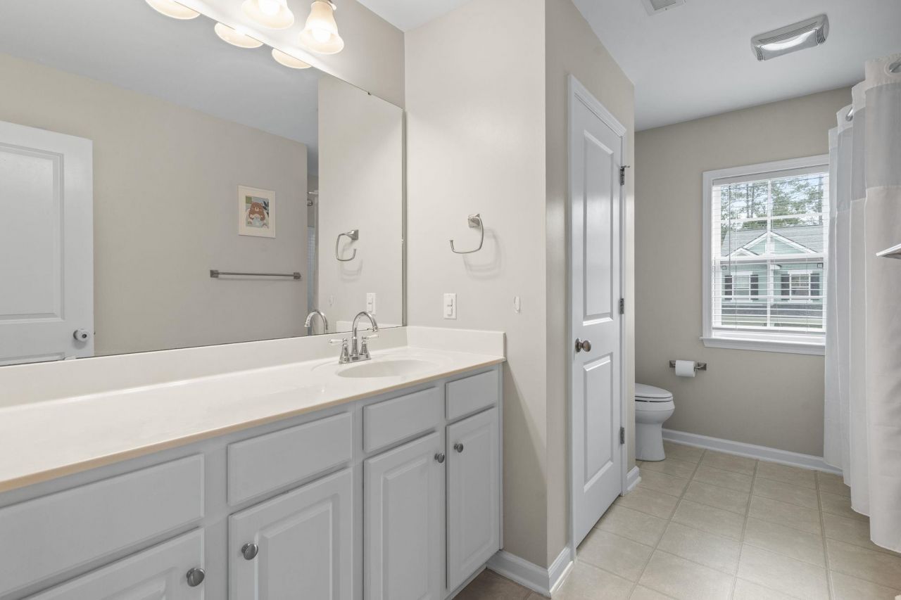 922 Refuge Way Photo 11