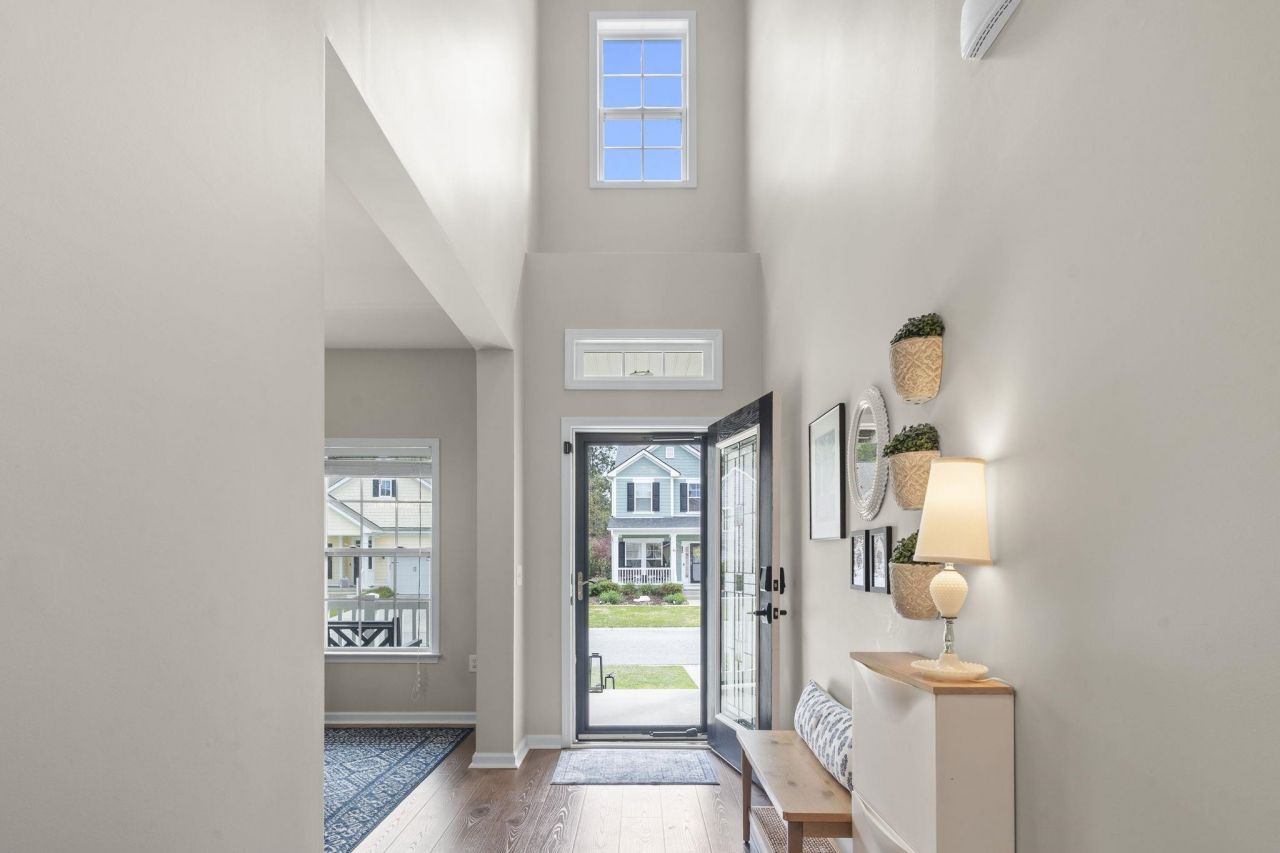 922 Refuge Way Photo 12