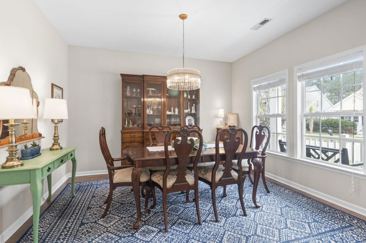 922 Refuge Way Photo 13