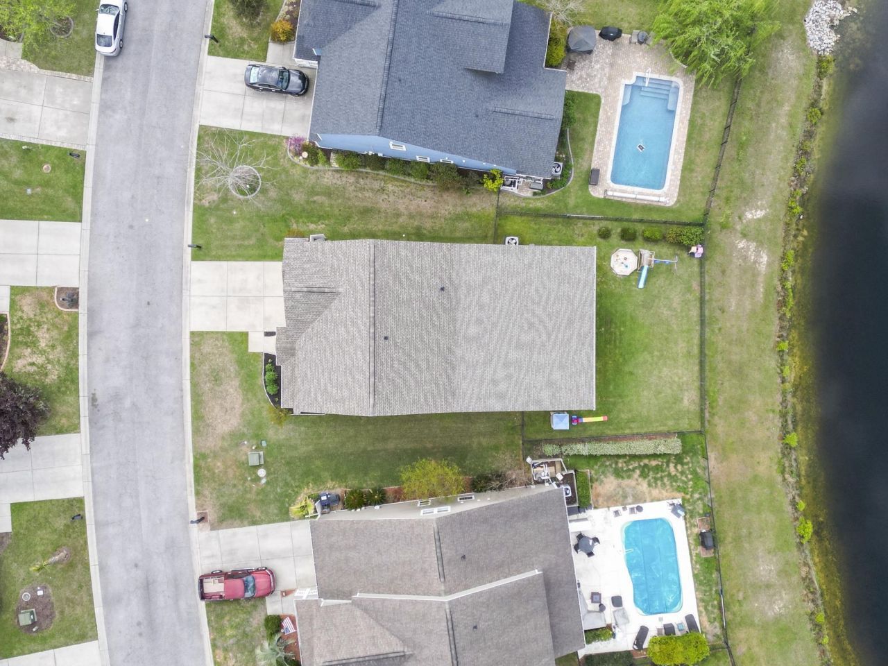 922 Refuge Way Photo 4