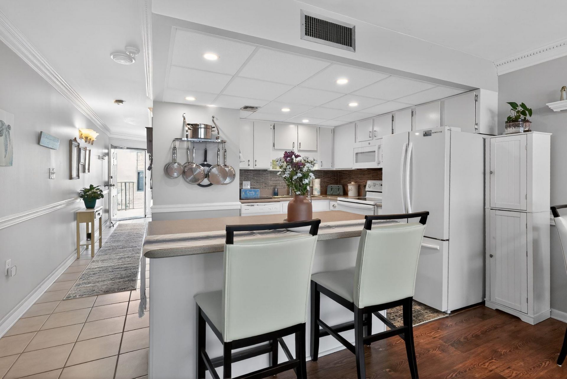 1210 N Waccamaw Dr. Photo 10