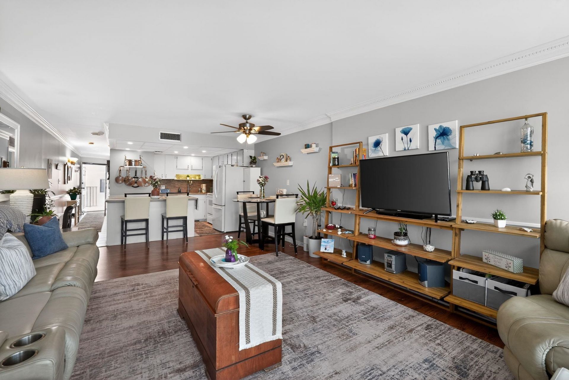 1210 N Waccamaw Dr. Photo 5