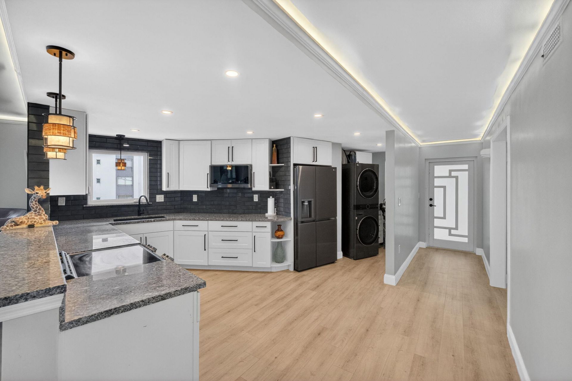 8125 Crespi Boulevard, Unit 2, Miami Beach, FL 33141 Photo