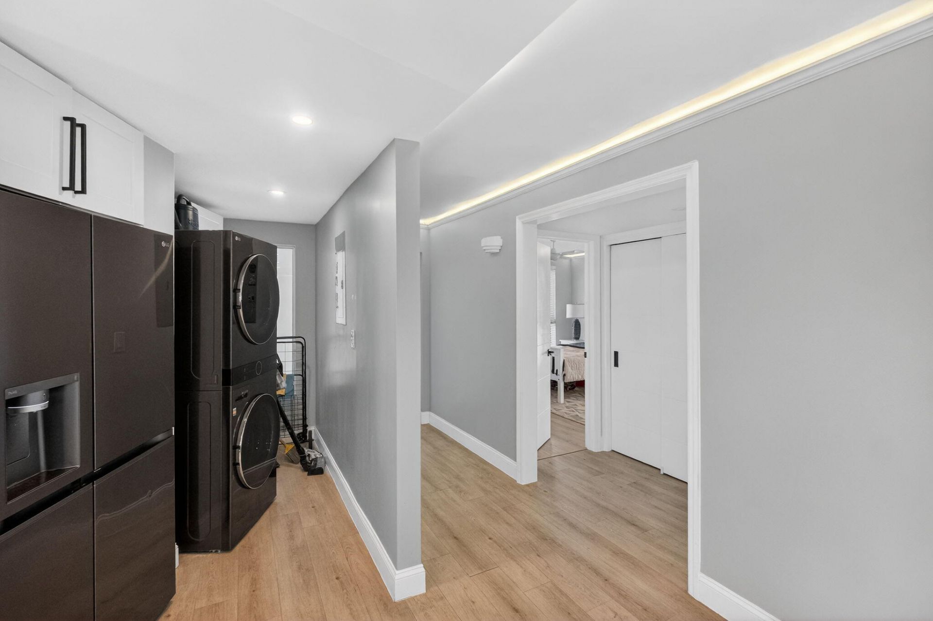 8125 Crespi Boulevard, Unit 2, Miami Beach, FL 33141 Photo