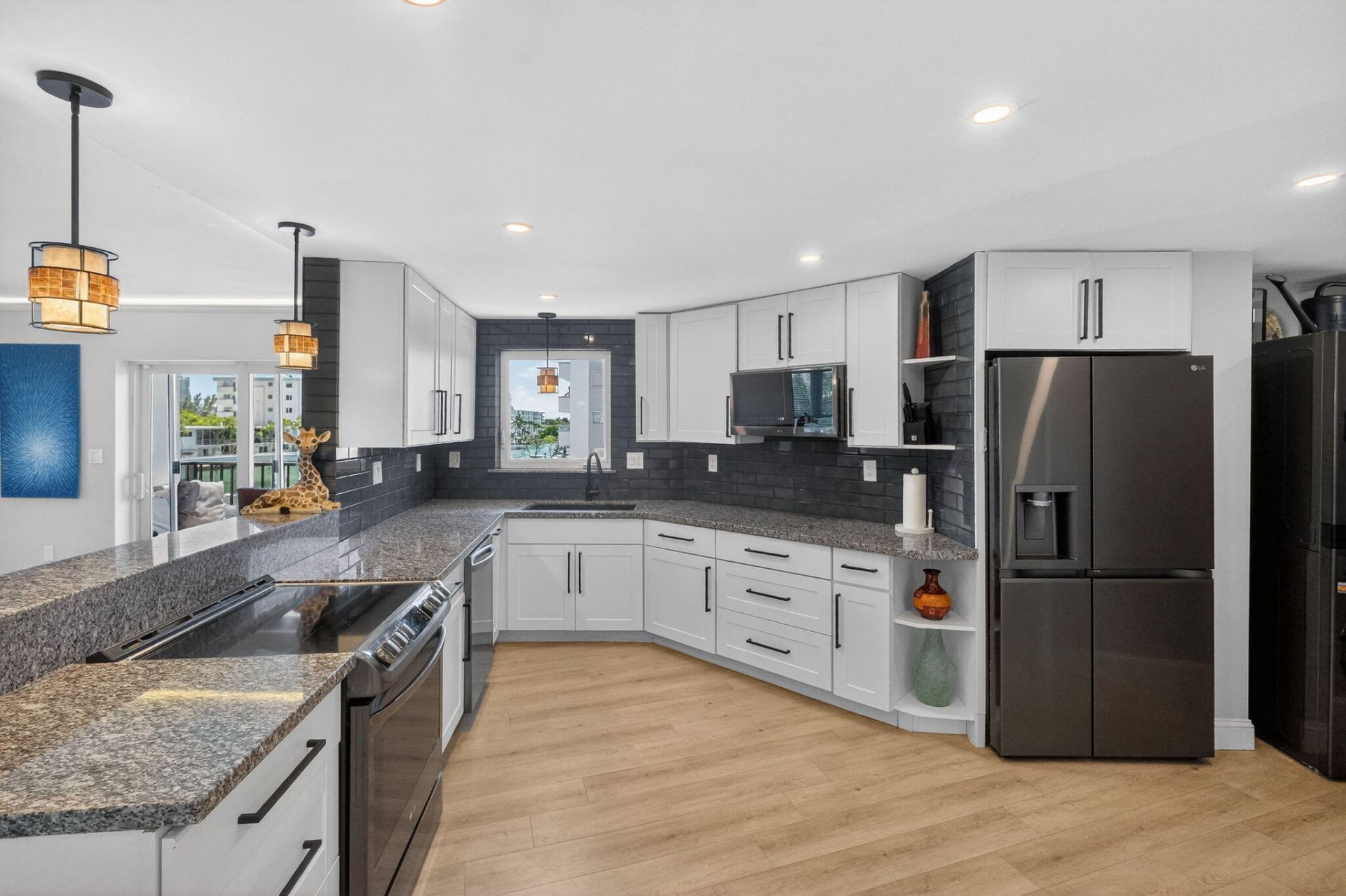 8125 Crespi Boulevard, Unit 2, Miami Beach, FL 33141 Photo