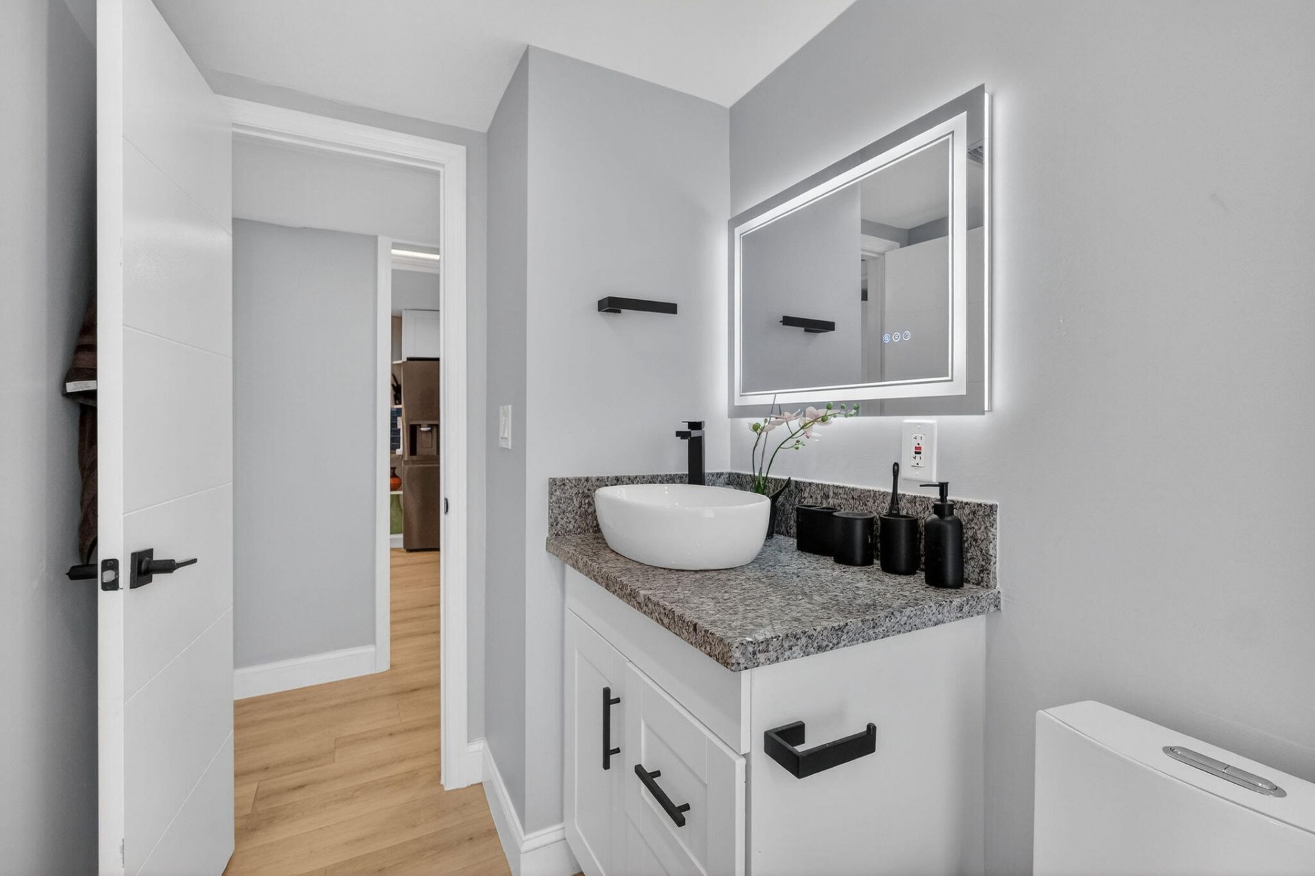 8125 Crespi Boulevard, Unit 2, Miami Beach, FL 33141 Photo