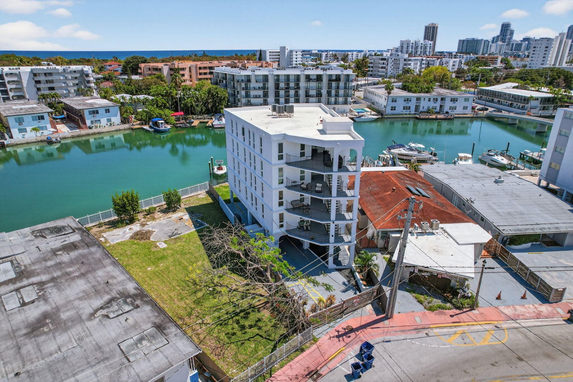 8125 Crespi Boulevard, Unit 2, Miami Beach, FL 33141 Photo