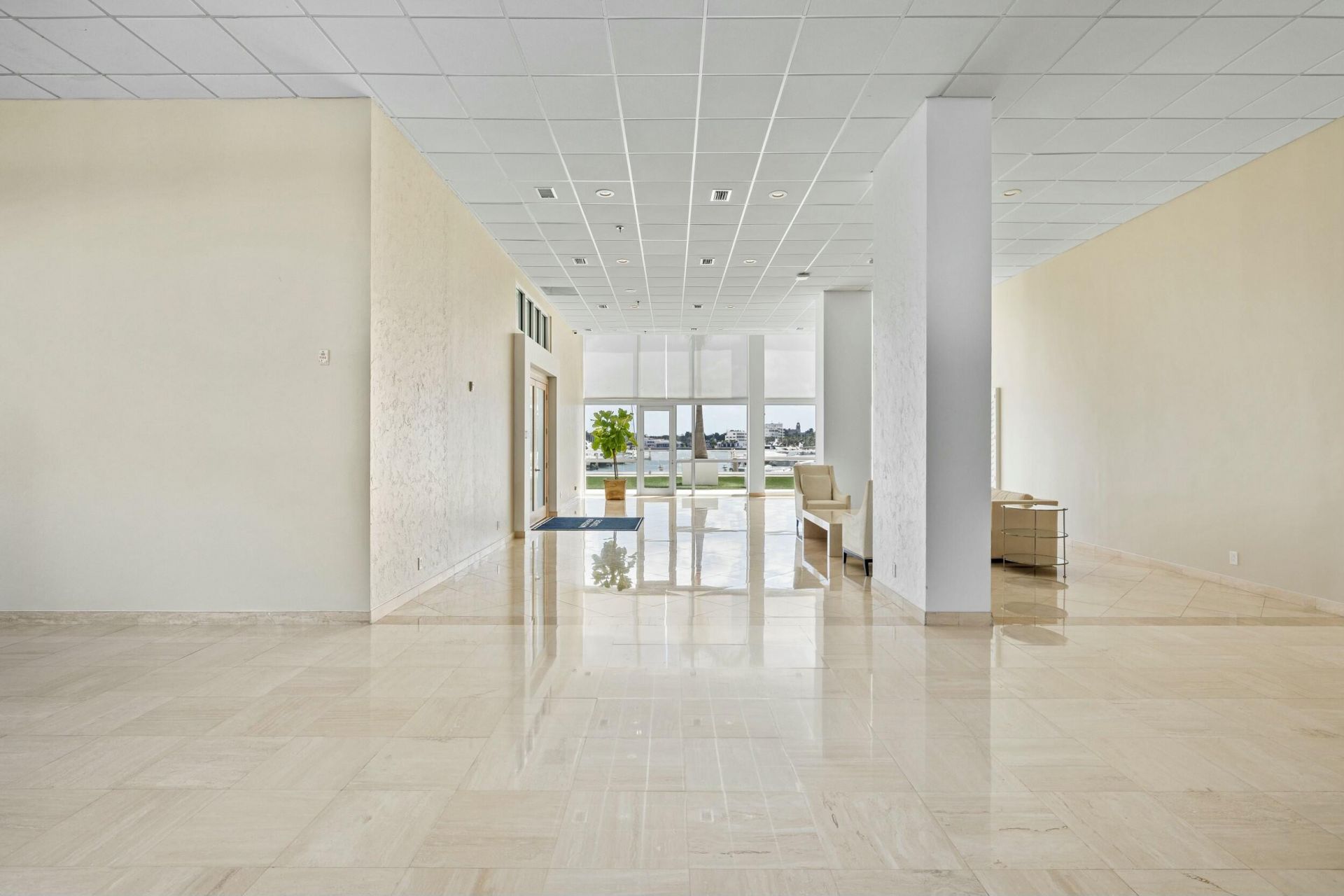 400 N Flagler Drive, Unit 2004, West Palm Beach, FL 33401 Photo