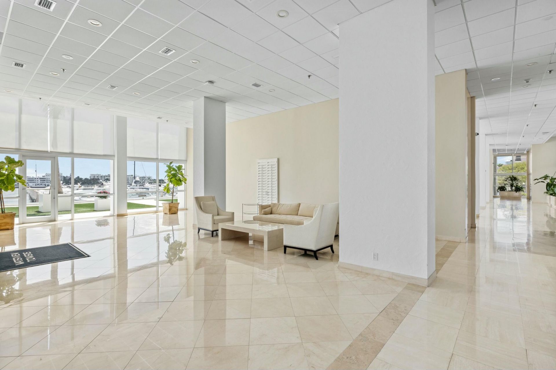 400 N Flagler Drive, Unit 2004, West Palm Beach, FL 33401 Photo