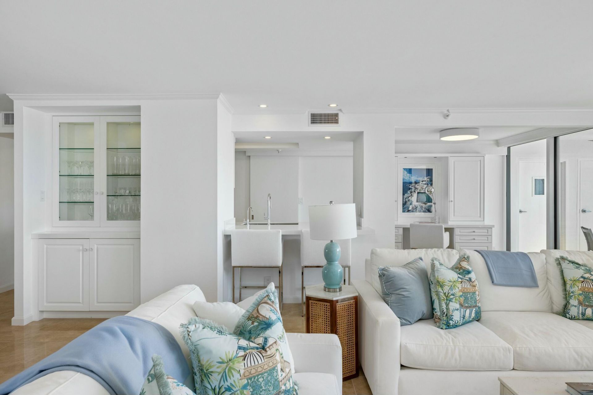 400 N Flagler Drive, Unit 2004, West Palm Beach, FL 33401 Photo