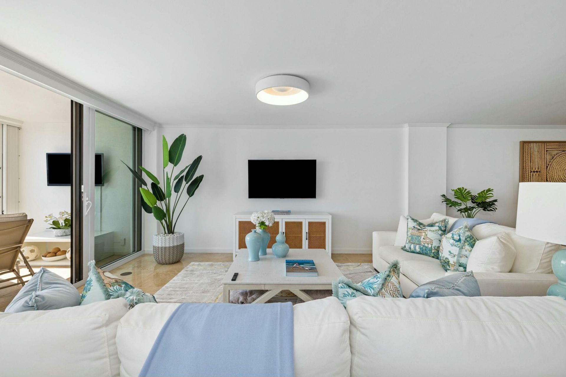 400 N Flagler Drive, Unit 2004, West Palm Beach, FL 33401 Photo