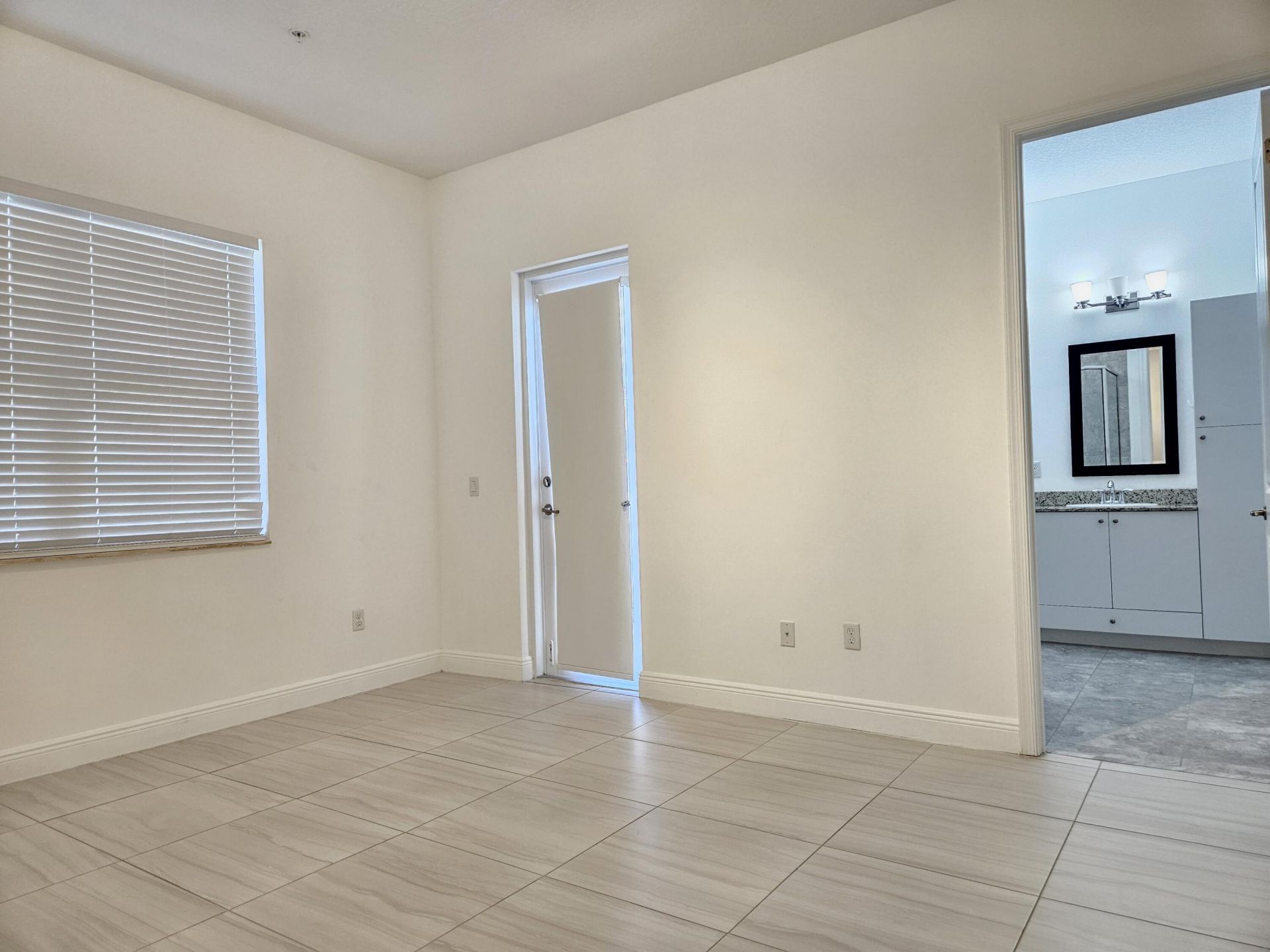 1741 NW 124th Place, Pembroke Pines, FL 33028 Photo