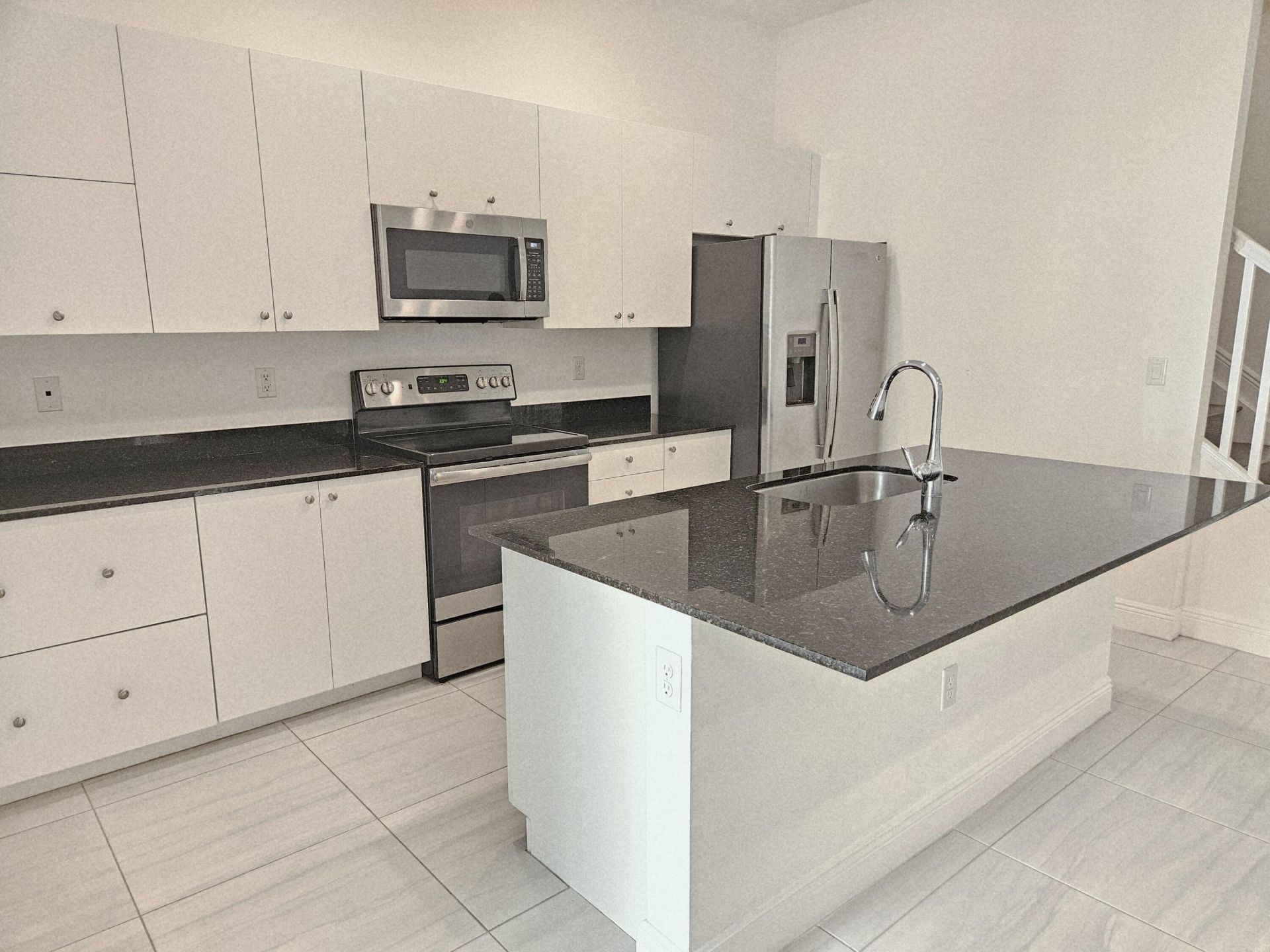 1741 NW 124th Place, Pembroke Pines, FL 33028 Photo