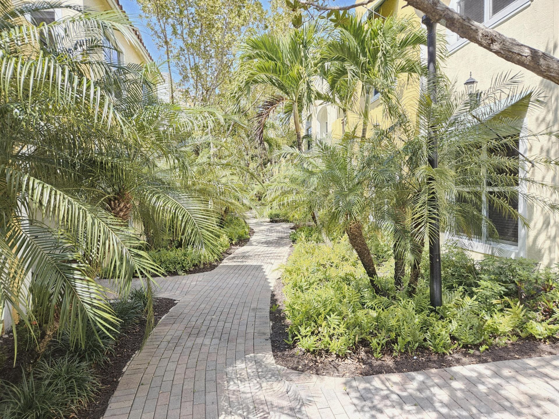 1741 NW 124th Place, Pembroke Pines, FL 33028 Photo