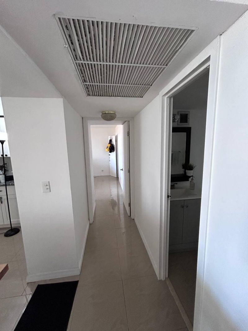 2001 Atlantic Shores Boulevard, Unit 504, Hallandale Beach, FL 33009 Photo