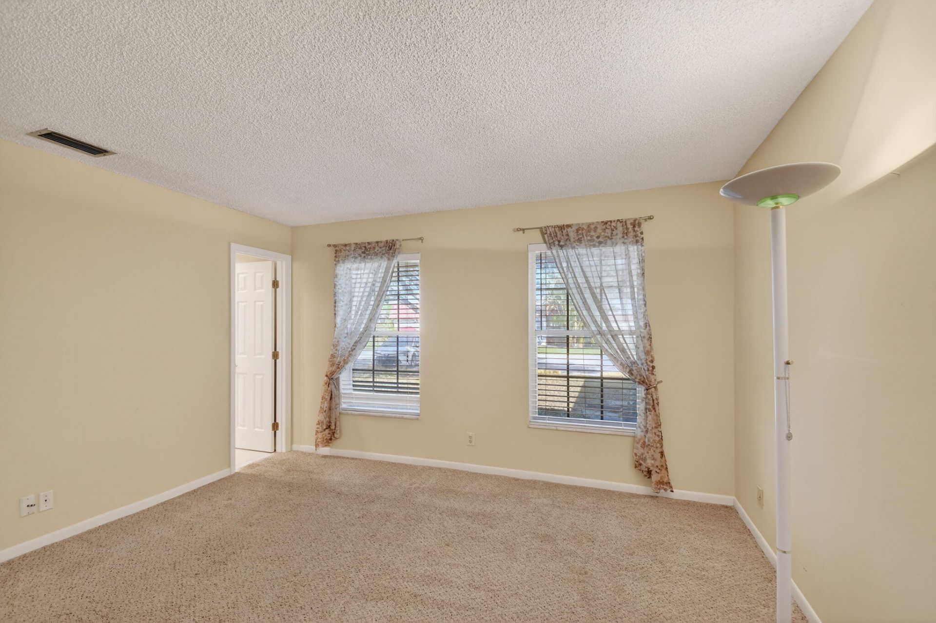 856 A Salem Lane, Lake Worth, FL 33467 Photo