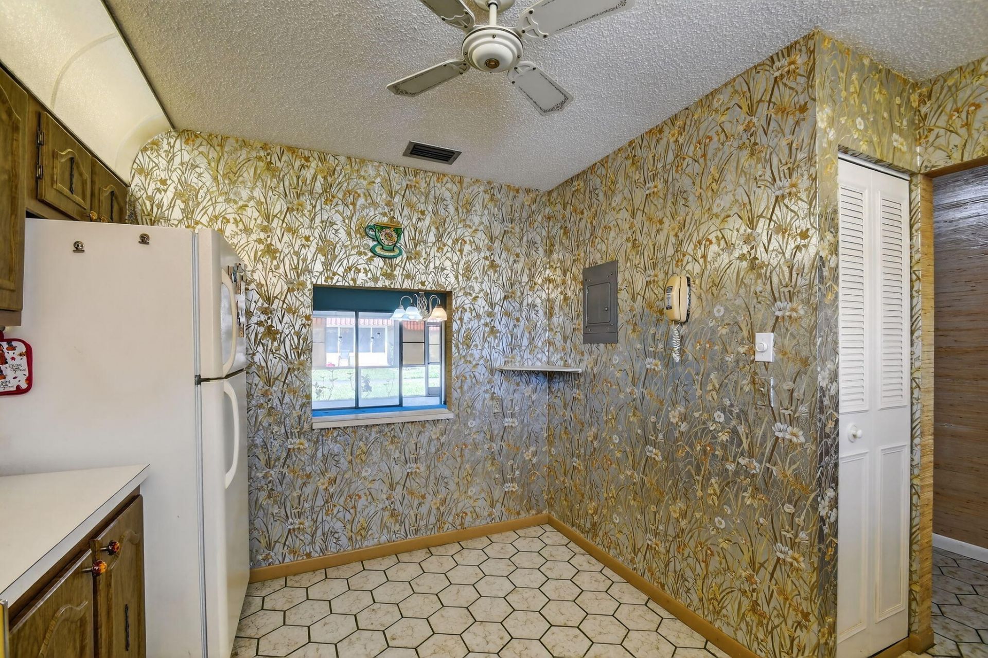 856 A Salem Lane, Lake Worth, FL 33467 Photo