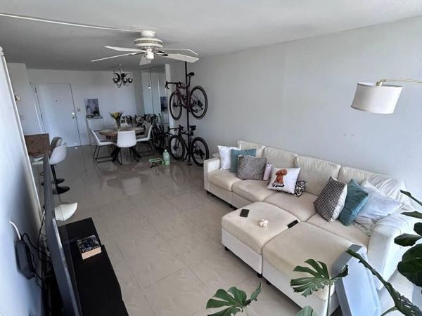 2001 Atlantic Shores Boulevard, Unit 504, Hallandale Beach, FL 33009