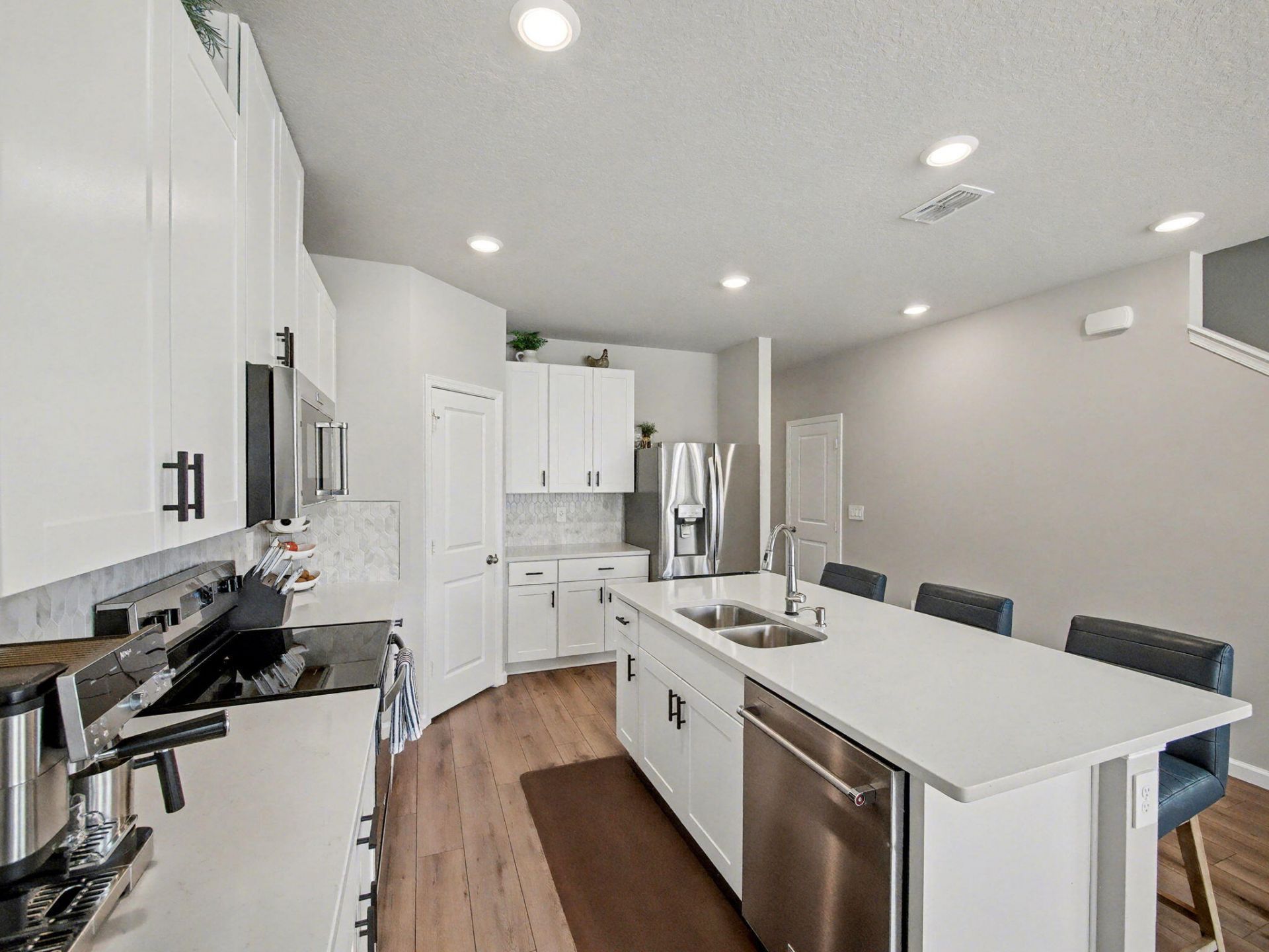 5747 SE Edgewater Circle, Stuart, FL 34997 Photo