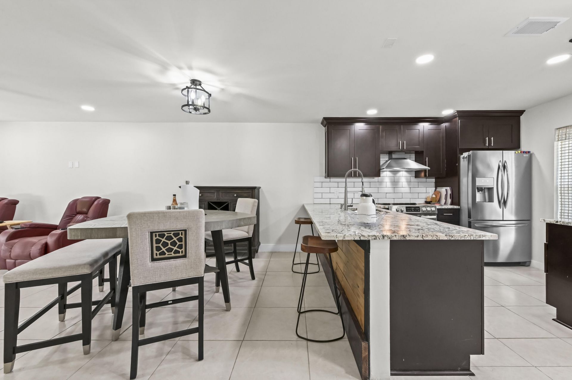 647 Marlboro Oval, Greenacres, FL 33467 Photo