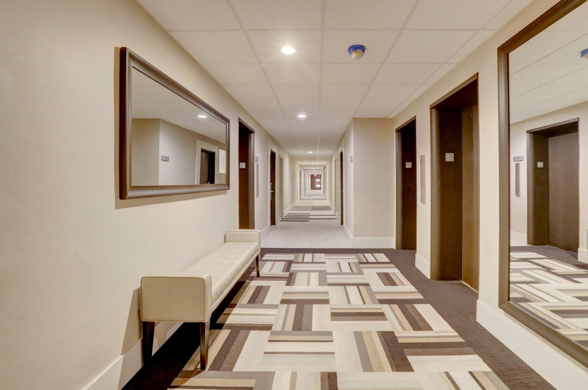 3300 NE 36th Street, Unit 820, Fort Lauderdale, FL 33308 Photo