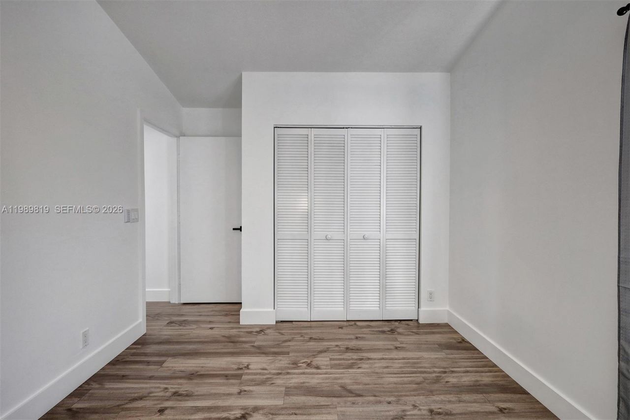 104 Wedgewood Lks S, Greenacres, FL 33463 Photo