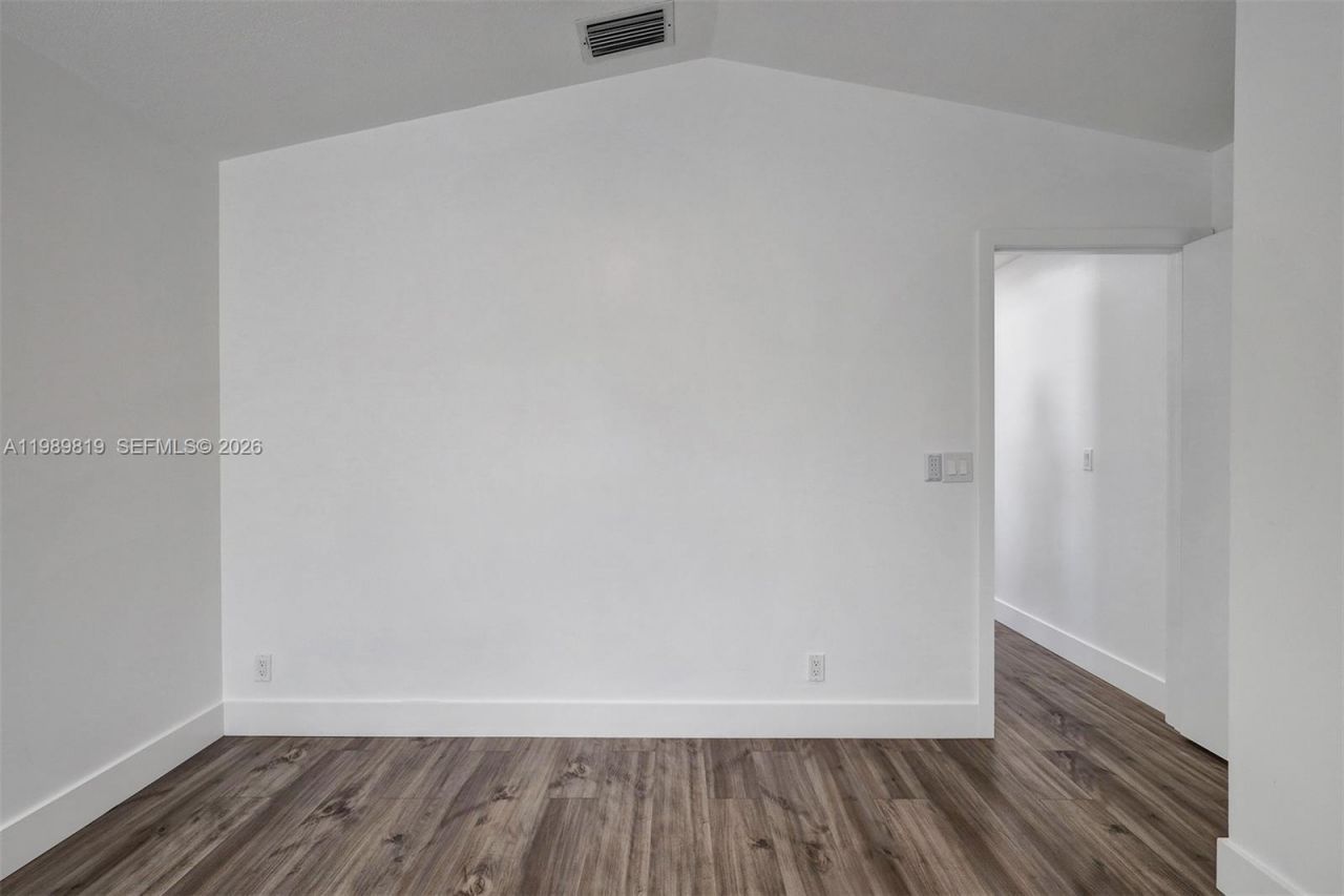 104 Wedgewood Lks S, Greenacres, FL 33463 Photo