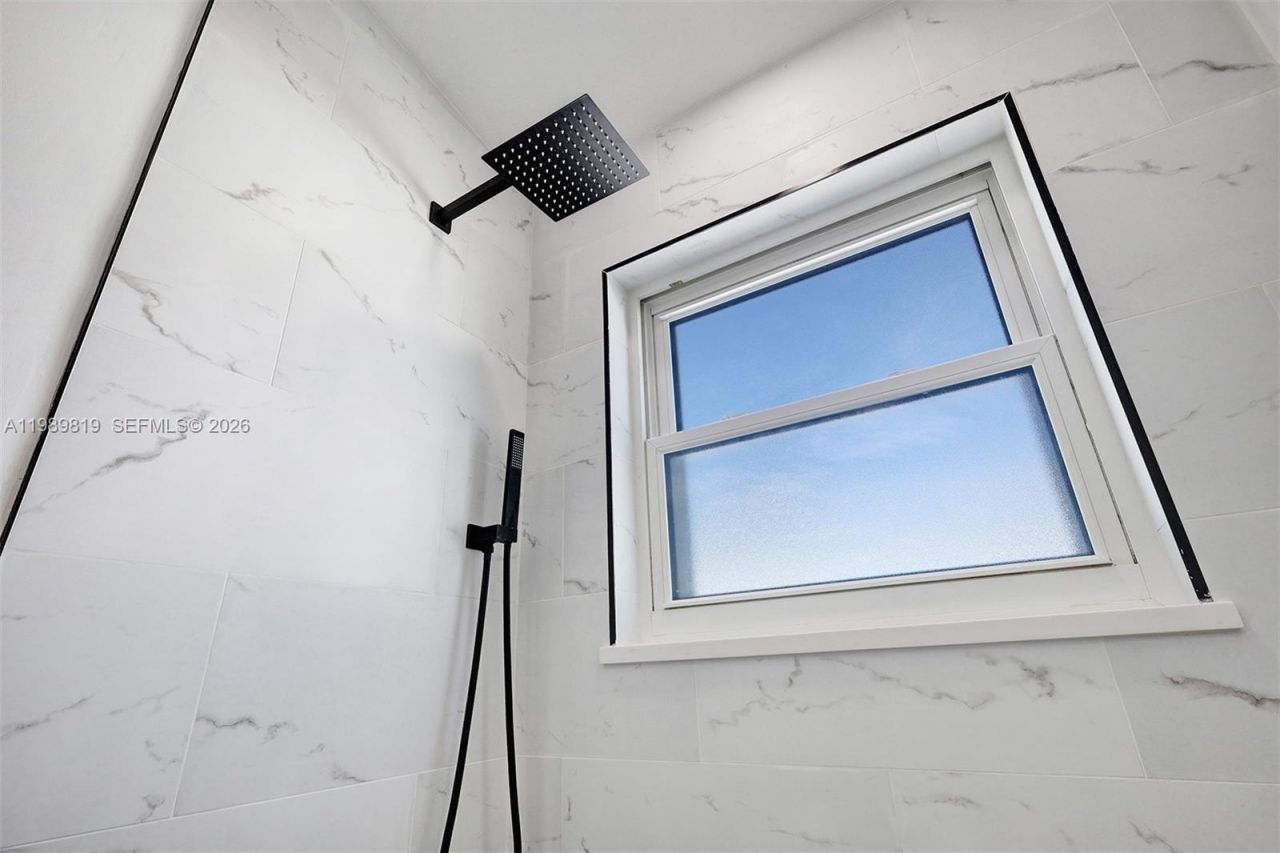 104 Wedgewood Lks S, Greenacres, FL 33463 Photo