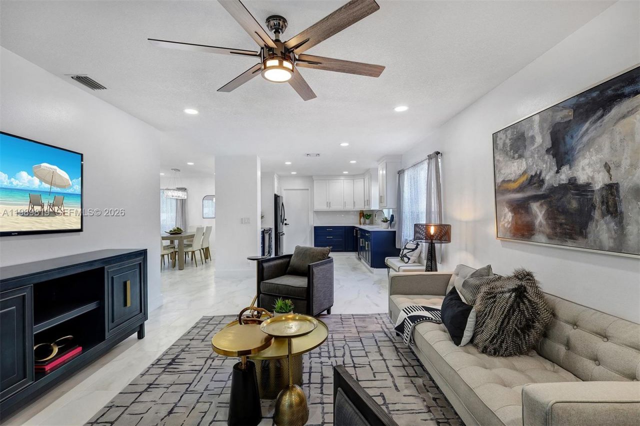 104 Wedgewood Lks S, Greenacres, FL 33463 Photo