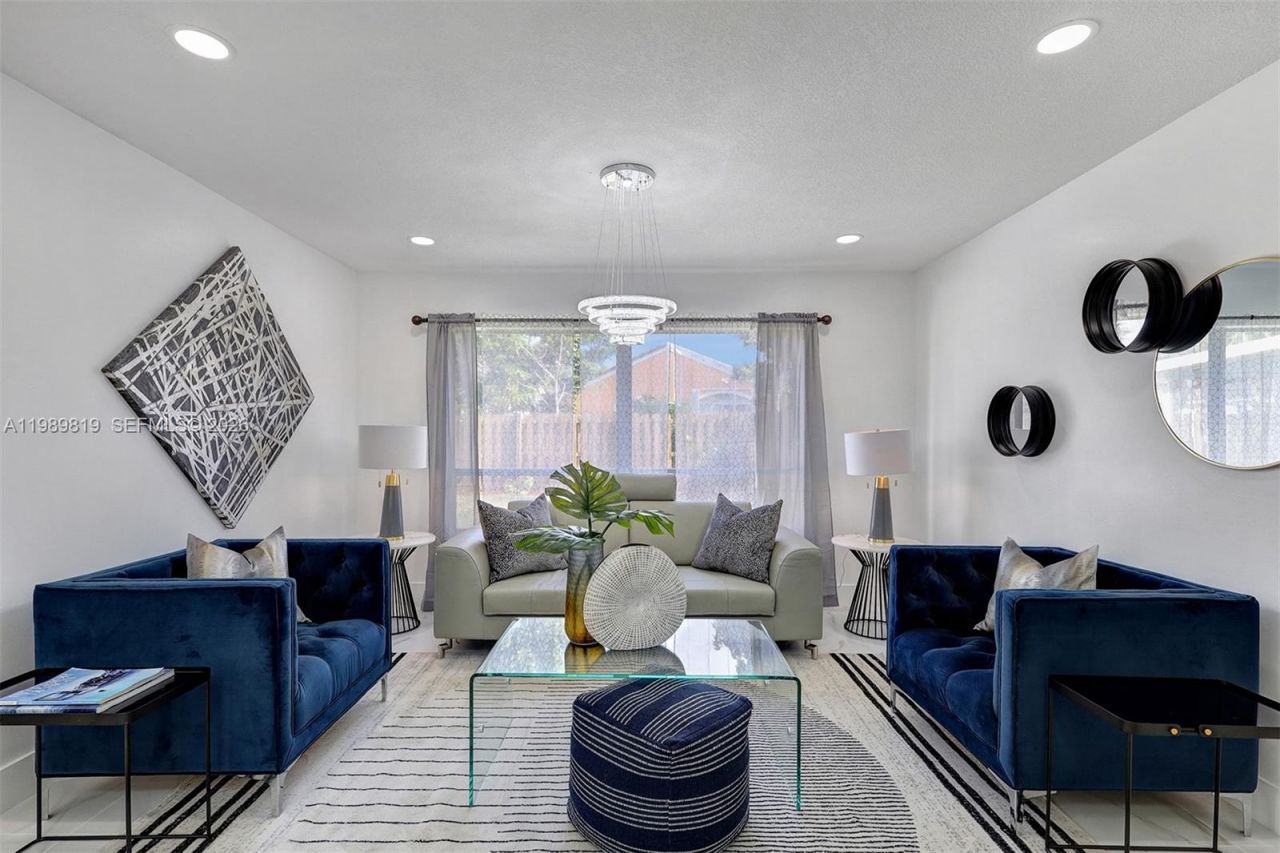 104 Wedgewood Lks S, Greenacres, FL 33463 Photo