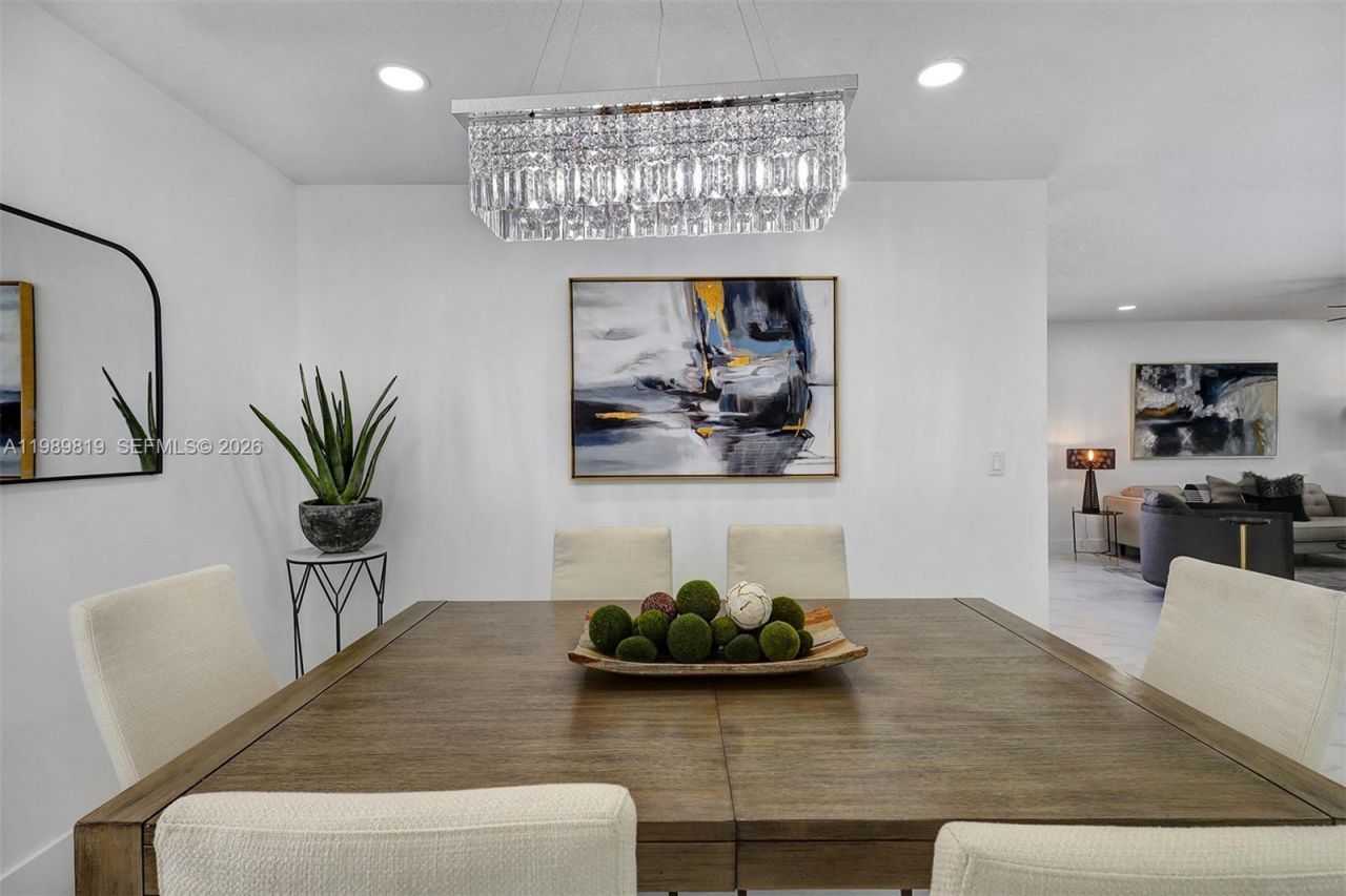 104 Wedgewood Lks S, Greenacres, FL 33463 Photo