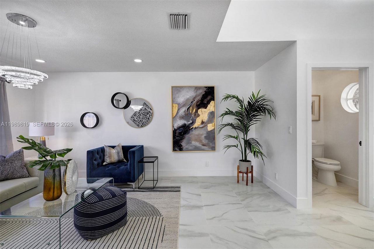 104 Wedgewood Lks S, Greenacres, FL 33463 Photo