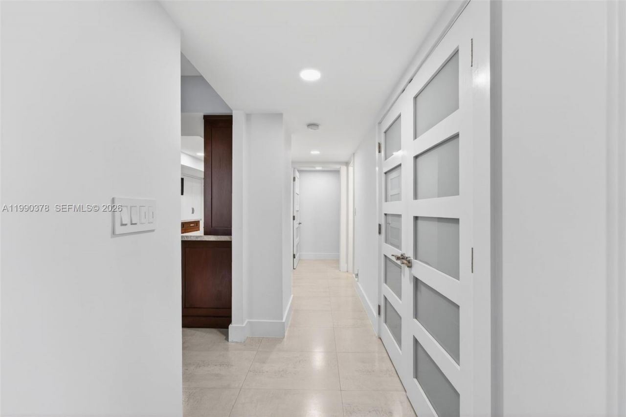 3725 S Ocean Dr , Unit 1024, Hollywood, FL 33019 Photo