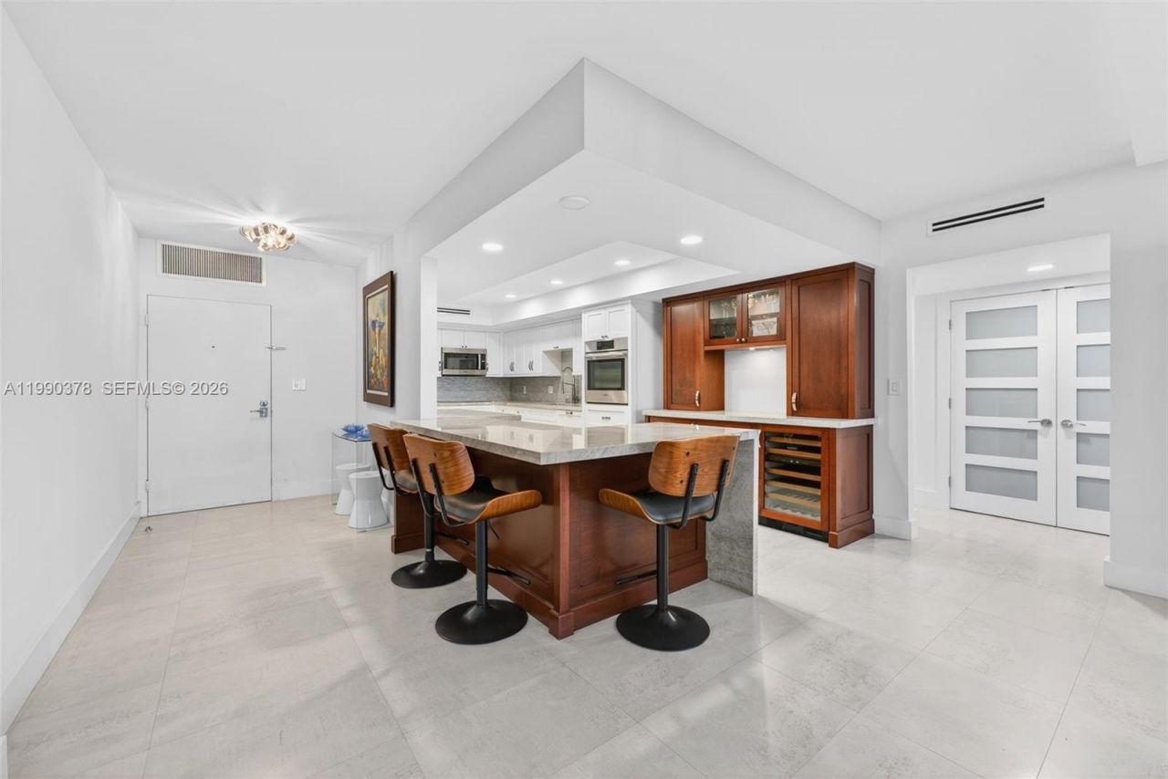 3725 S Ocean Dr , Unit 1024, Hollywood, FL 33019 Photo