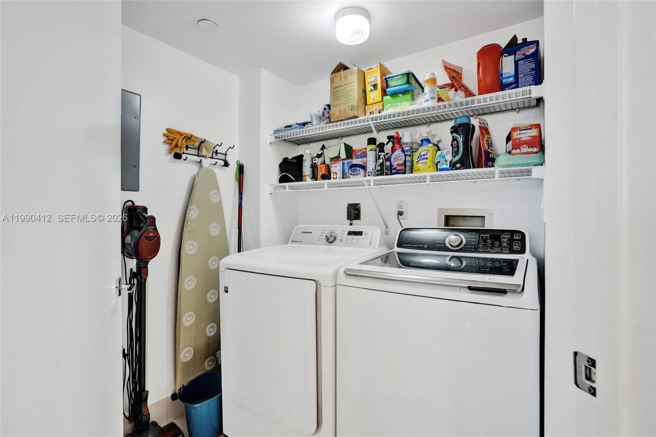 3598 Yacht Club Dr , Unit 702, Aventura, FL 33180 Photo