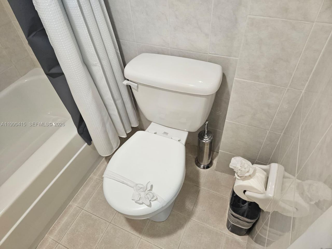 7135 Collins Ave, Unit 1821, Miami Beach, FL 33141 Photo