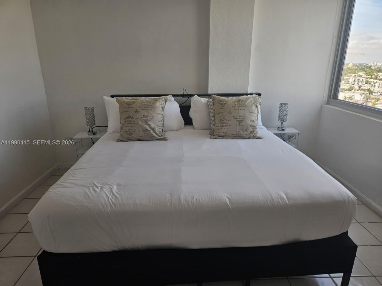 7135 Collins Ave, Unit 1821, Miami Beach, FL 33141 Photo