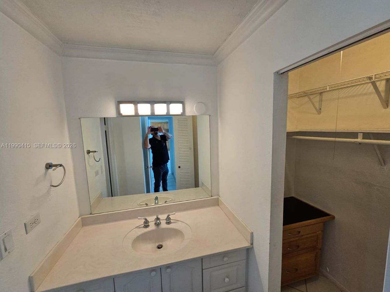 7135 Collins Ave , Unit 1821, Miami Beach, FL 33141 Photo