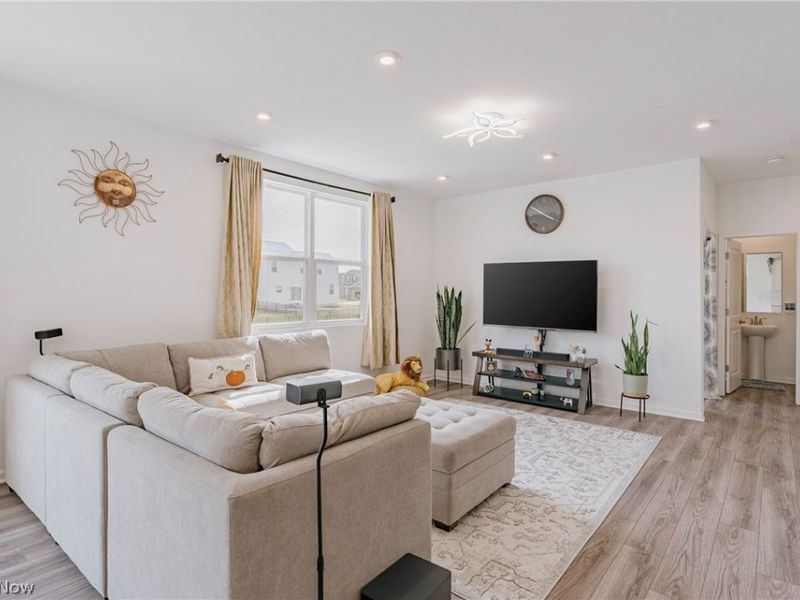 23665 Rebecca Lane, Columbia Station, OH 44028 Photo 12