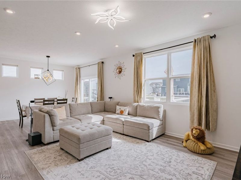 23665 Rebecca Lane, Columbia Station, OH 44028 Photo 13