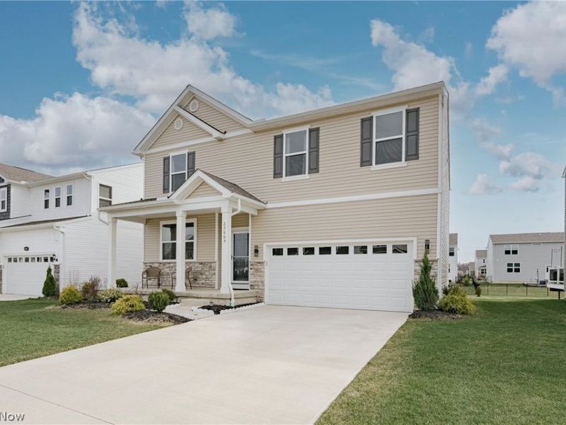 23665 Rebecca Lane, Columbia Station, OH 44028 Photo 2